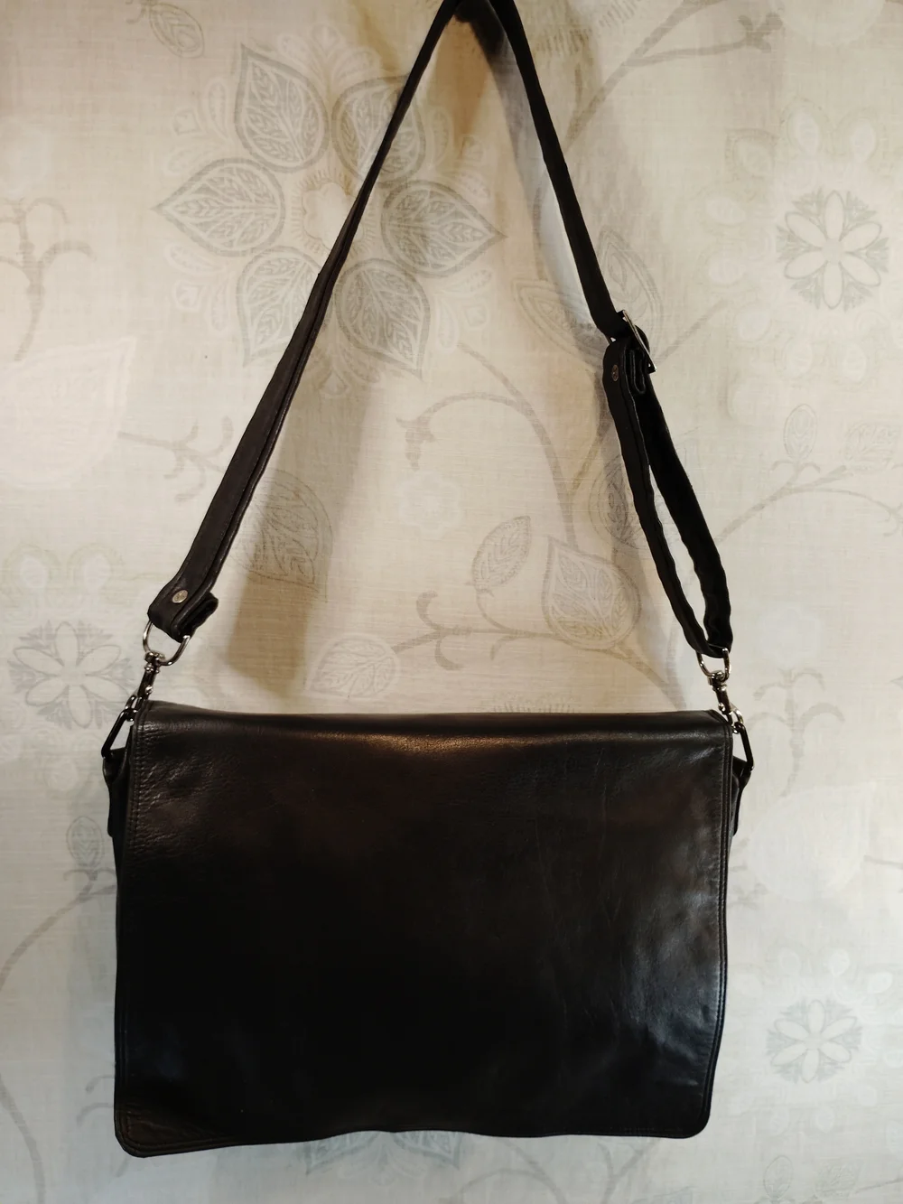 Scully Black Leather Messenger/Briefcase Crossbody Bag